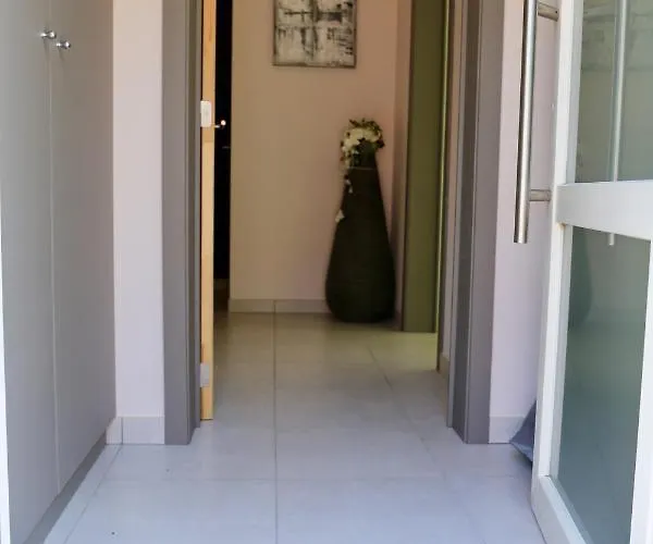 Proche Pairi Daiza 6pers Terrasse Et Jardin